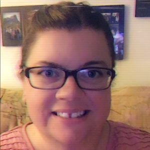 Meet your Posher, Carrie